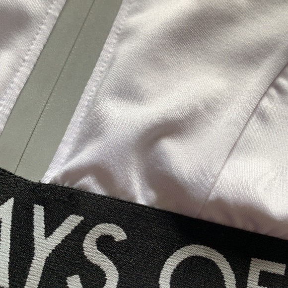 Forever 21 "No Days Off" Sport Bra | NWOT - Picture 5 of 6